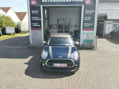 Gebraucht Mini Cooper Seven 136 PS (100 kW) 2017 Bicoloblaugrau/lapisluxuryblue Kleinwagen