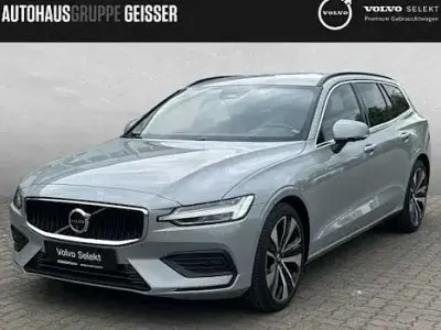 Gebraucht Volvo V60 Core 197 PS (144 kW) 2025 Grau Kombi