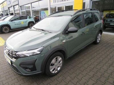 Gebraucht Dacia Jogger Essentiel 91 PS (66 kW) 2023 Grün Van / Kleinbus