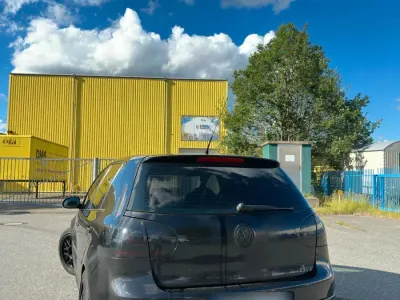 Gebraucht VW Golf V GTI 80 PS (58 kW) 2006 Schwarz Kleinwagen
