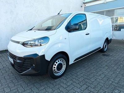 Second-hand Fiat Scudo 177 CP (130 kW) 2024 Alb Van