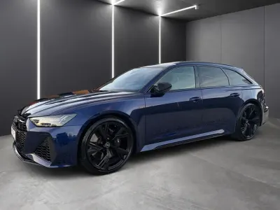Używany Audi RS6 Sport 600 KM (441 kW) 2021 Niebieski Kombi