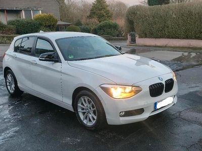 Gebraucht BMW 116 136 PS (100 kW) 2014 Weiß Kleinwagen