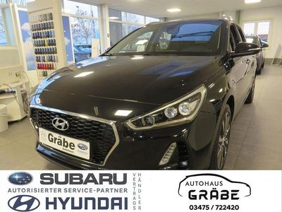 Gebraucht Hyundai i30 Trend 140 PS (102 kW) 2017 Schwarz Kombi
