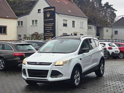 Gebraucht Ford Kuga Trend 150 PS (110 kW) 2013 Weiß SUV