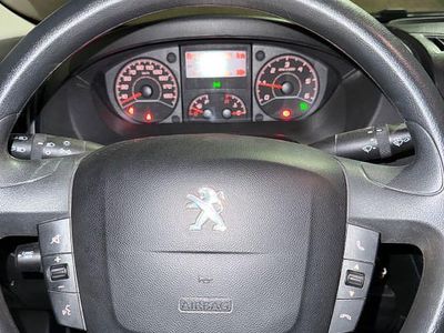 Weiß Gebraucht 2021 Peugeot Boxer Van | 17.200 €