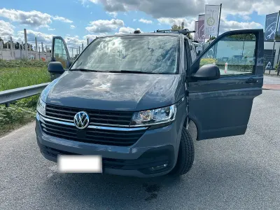 Gebraucht VW Multivan Family 150 PS (110 kW) 2021 Grau Van / Kleinbus