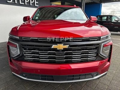 Neu Chevrolet Suburban 426 PS (313 kW) 2025 Schwarz SUV