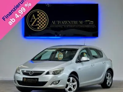 Gebraucht Opel Astra Sport 101 PS (74 kW) 2010 Silber Limousine