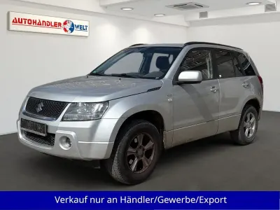 Gebraucht Suzuki Grand Vitara 129 PS (94 kW) 2008 Grau SUV