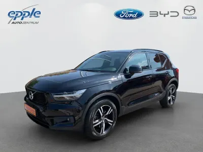 Gebraucht Volvo XC40 R-Design 197 PS (144 kW) 2021 Onyx schwarzmetallic SUV