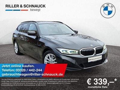 Black sapphire Gebraucht 2024 BMW 318 Shadowline Kombi | 24.950 € (Guter Preis)