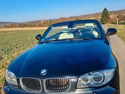 Gebraucht BMW 118 Cabriolet Sport Line 143 PS (105 kW) 2010 Schwarz Cabrio