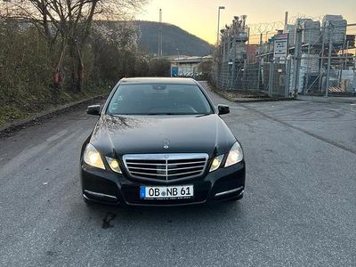 Schwarz Gebraucht 2011 Mercedes E220 Limousine | 7.450 € (Guter Preis)