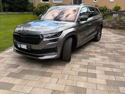Gebraucht Skoda Kodiaq SportLine 150 PS (110 kW) 2022 Grau SUV
