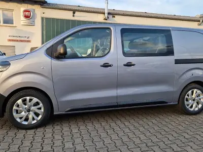 Neu Fiat Scudo 177 PS (130 kW) 2026 Grau Van