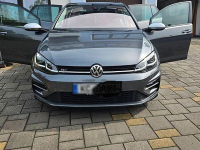 Usata VW Golf VII R-line 125 CV (91 kW) 2018 Grigio Berlina