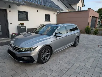 Gebraucht VW Passat Highline 150 PS (110 kW) 2020 Silber Kombi