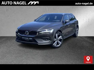 Gebraucht Volvo V60 CC Ultimate 197 PS (144 kW) 2024 Grau Kombi