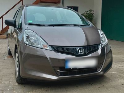 gebraucht Honda Jazz 2013 90 PS Braun