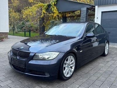 Blau Gebraucht 2007 BMW 320 Sport Line Limousine | 4.900 € (Guter Preis)