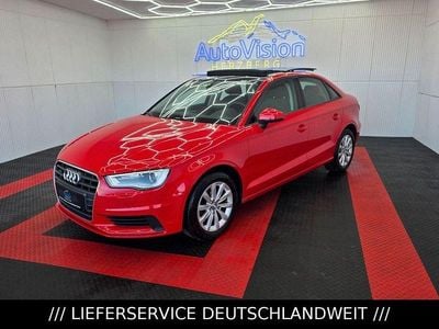 Gebraucht Audi A3 Ambiente 150 PS (110 kW) 2015 Rot Limousine