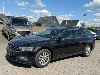 Używany VW Passat 210 KM (154 kW) 2023 Czarny Kombi
