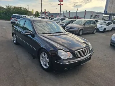 Gebraucht Mercedes C200 Elegance 163 PS (119 kW) 2000 Schwarz Limousine