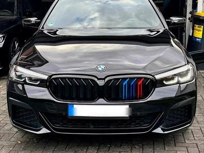 Gebraucht BMW 530 M Sport 292 PS (214 kW) 2021 Schwarz Kombi