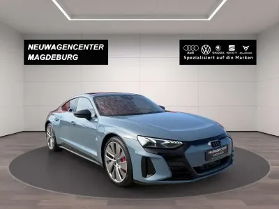 Gebraucht Audi RS e-tron GT Sport 439 kW (598 PS) 2022 Grau Limousine