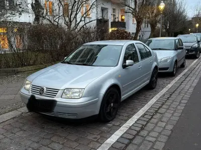 Gebraucht VW Bora 115 PS (84 kW) 1999 Silber Limousine