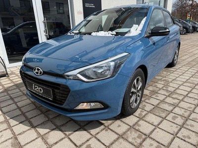 Usata Hyundai i20 Passion 101 CV (74 kW) 2018 Blu Berlina