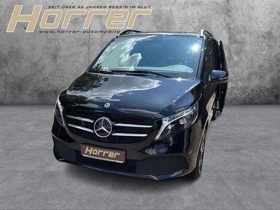 Mercedes V220
