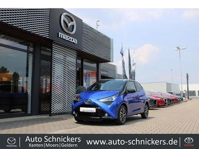 Usata Toyota Aygo 72 CV (52 kW) 2021 Blu Utilitaria