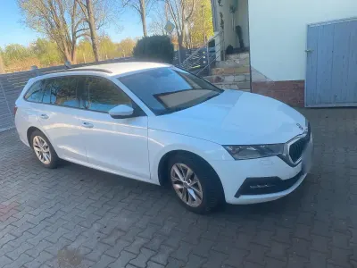 Gebraucht Skoda Octavia 150 PS (110 kW) 2020 Weiß Kombi