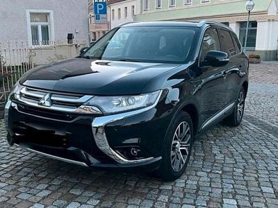 Second-hand Mitsubishi Outlander 150 CP (110 kW) 2018 Negru SUV