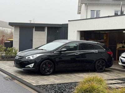 Gebraucht Hyundai i40 Style 136 PS (100 kW) 2014 Schwarz Kombi