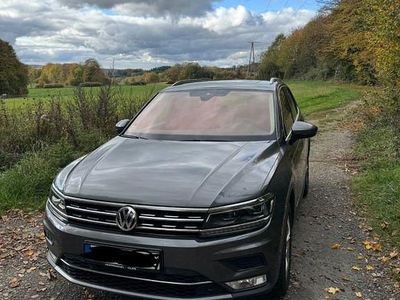 Gebraucht VW Tiguan Highline 239 PS (175 kW) 2017 Grau SUV