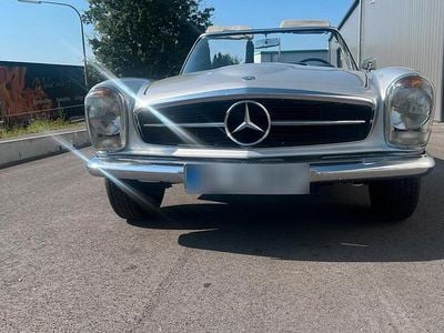 Gebraucht Mercedes W113 150 PS (110 kW) 1965 Silber Cabrio