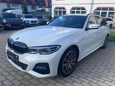 BMW 330e