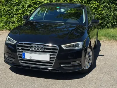 Gebraucht Audi A3 Attraction 125 PS (91 kW) 2014 Schwarz Limousine