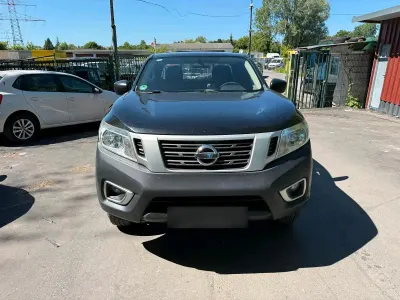 Gebraucht Nissan Navara 163 PS (119 kW) 2016 Schwarz Pickup