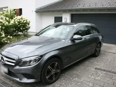 Gebraucht Mercedes C220 194 PS (142 kW) 2019 Grau Limousine