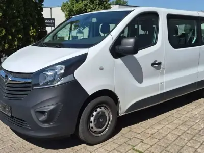 Gebraucht Opel Vivaro 125 PS (91 kW) 2016 Casabl/arctic/eisweiss/kaolin Van / Kleinbus