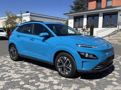Second-hand Hyundai Kona 100 kW (136 CP) 2023 Albastru SUV