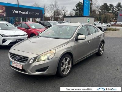 Second-hand Volvo S60 163 CP (119 kW) 2013 Bej Berlinǎ