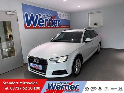 Weiß Gebraucht 2017 Audi A4 Basis Kombi | 20.380 € (Etwas zu teuer)