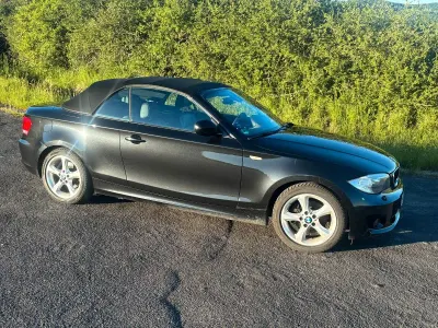 Gebraucht BMW 120 Cabriolet 177 PS (130 kW) 2012 Schwarz Cabrio