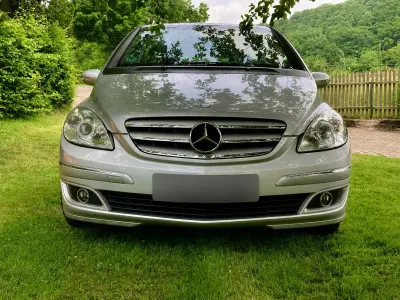 Gebraucht Mercedes B170 116 PS (85 kW) 2006 Silber Van / Kleinbus