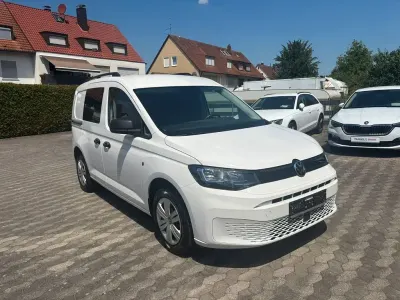 Gebraucht VW Caddy 122 PS (89 kW) 2022 Candyweiß Van / Kleinbus